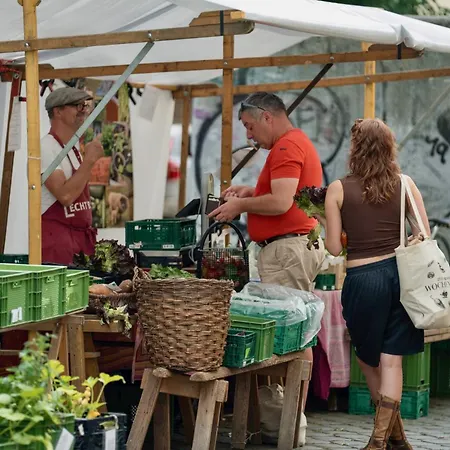 Lyc Designer Studio, Prenzlauer Berg, Up To 4 Ppl *