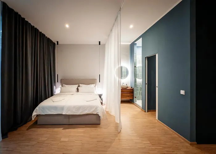 Lyc Designer Studio, Prenzlauer Berg, Up To 4 Ppl *