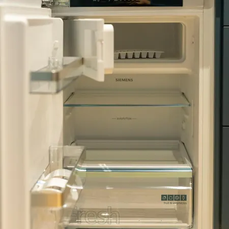 Lyc Designer Studio, Prenzlauer Berg, Up To 4 Ppl *